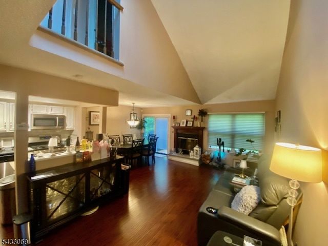 33 Dena Dr 33, Wanaque Boro, NJ 07465