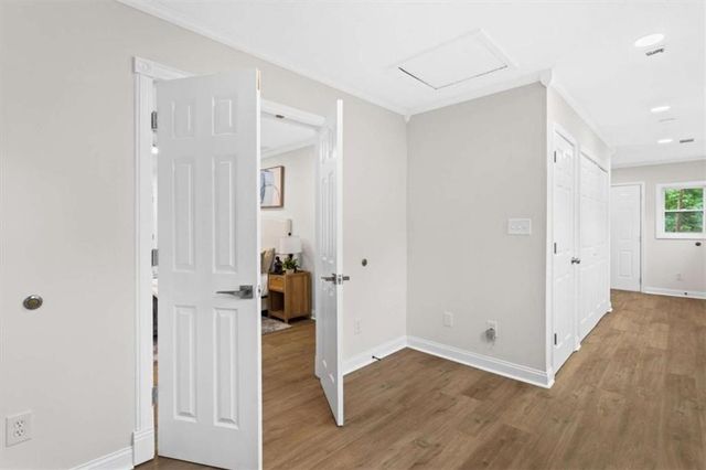 1939 Willa Dr, Decatur, GA 30032