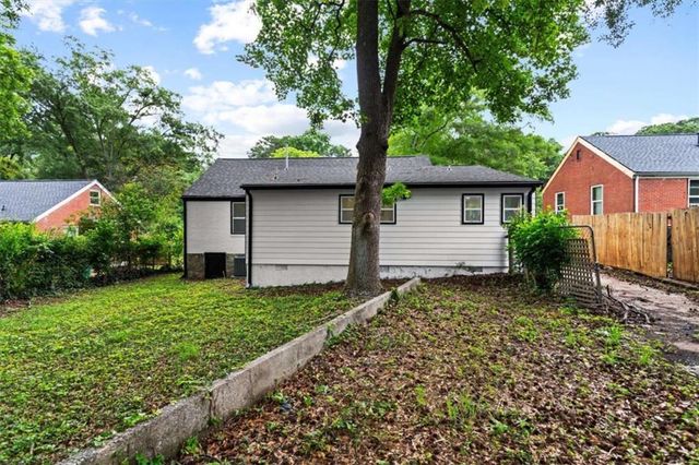 1939 Willa Dr, Decatur, GA 30032
