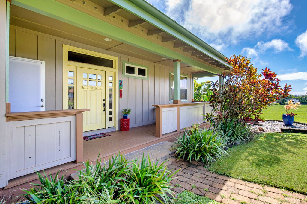 Image 3 of property listing at 54-3701 LEHUULA CIRCLE, Kapaau, HI 96755