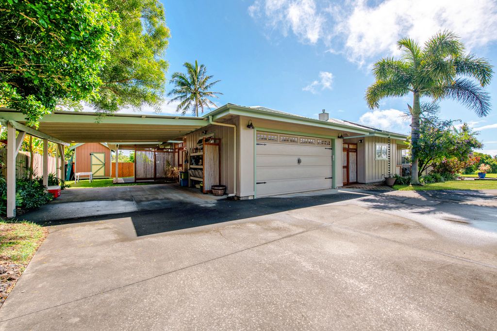 Image 26 of property listing at 54-3701 LEHUULA CIRCLE, Kapaau, HI 96755