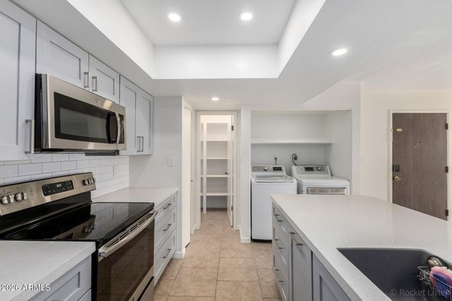 1920 W LINDNER Avenue 207, Mesa, AZ 85202