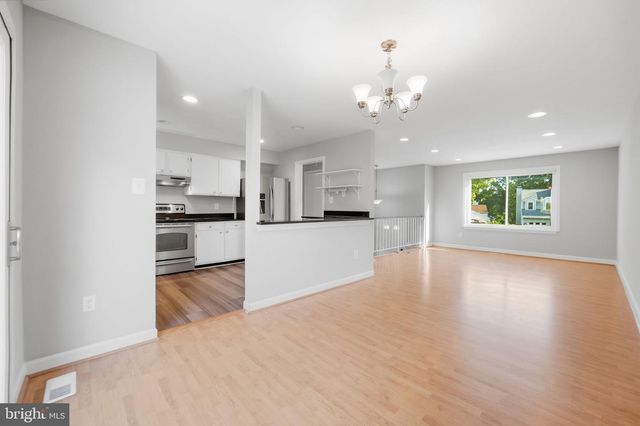 9136 MCHENRY LN, Lanham, MD 20706