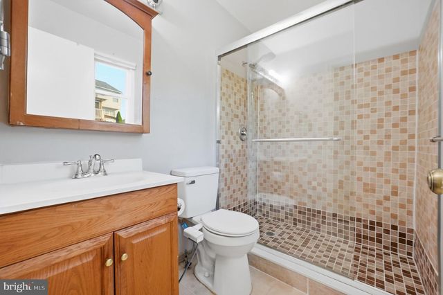 9136 MCHENRY LN, Lanham, MD 20706
