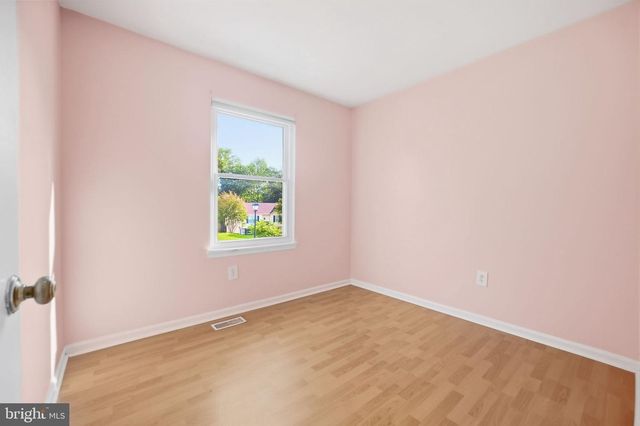 9136 MCHENRY LN, Lanham, MD 20706
