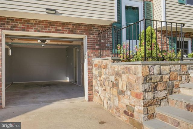 9136 MCHENRY LN, Lanham, MD 20706