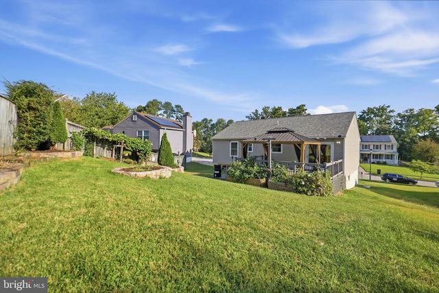 9136 MCHENRY LN, Lanham, MD 20706