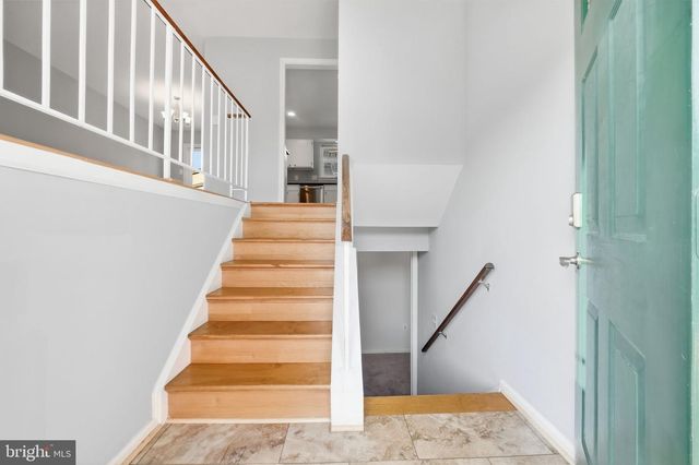9136 MCHENRY LN, Lanham, MD 20706