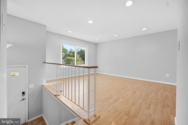 9136 MCHENRY LN, Lanham, MD 20706