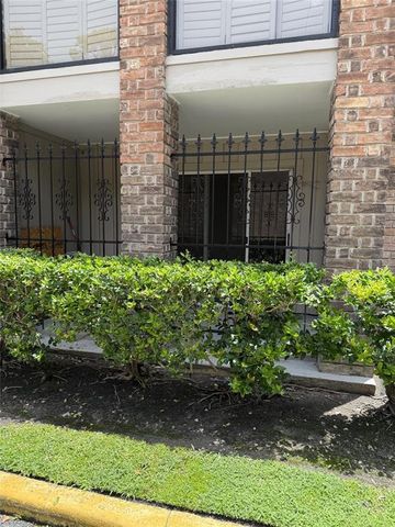 7555 Katy Freeway 57, Houston, TX 77024