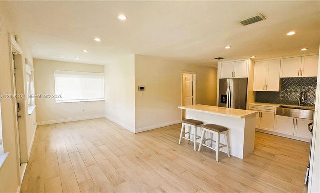 6550 SW 28th Street, Miami, FL 33155