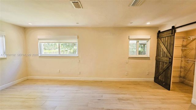 6550 SW 28th Street, Miami, FL 33155