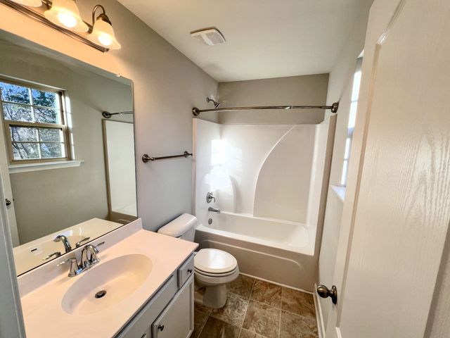 3032 Thornbury Pl, Old Hickory, TN 37138