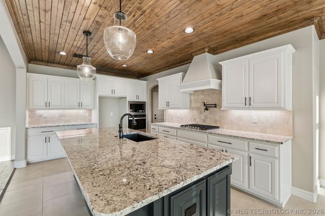 10912 N 81st East Place, Owasso, OK 74055