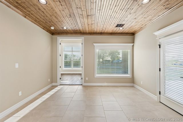 10912 N 81st East Place, Owasso, OK 74055