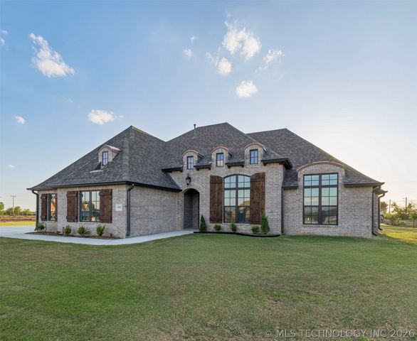 10912 N 81st East Place, Owasso, OK 74055