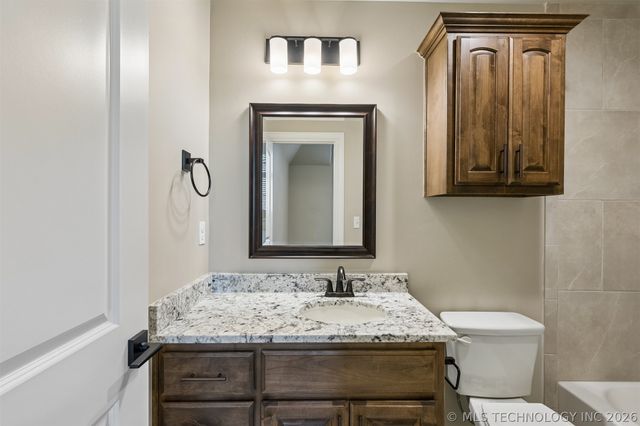 10912 N 81st East Place, Owasso, OK 74055