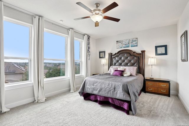 25330 Donahue, San Antonio, TX 78255