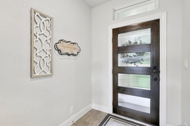 25330 Donahue, San Antonio, TX 78255