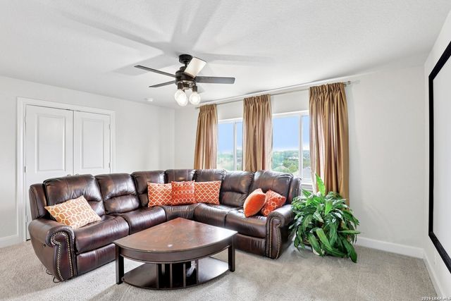 25330 Donahue, San Antonio, TX 78255