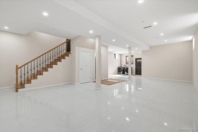 154-24 27th Avenue, Flushing, NY 11354