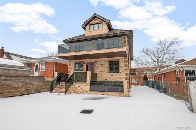 154-24 27th Avenue, Flushing, NY 11354