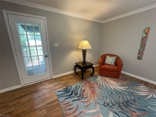 145 Hurdle Dr DR, Chesapeake, VA 23322
