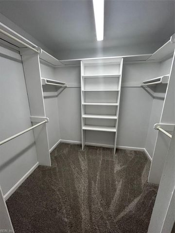 145 Hurdle Dr DR, Chesapeake, VA 23322