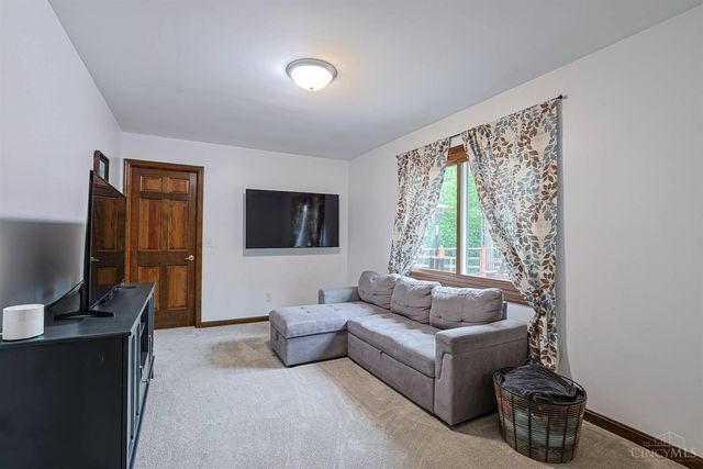 5947 Creekside Drive, Miami Twp, OH 45150