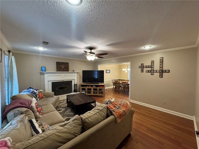 14 Wedgewood Drive, Russellville, AR 72802