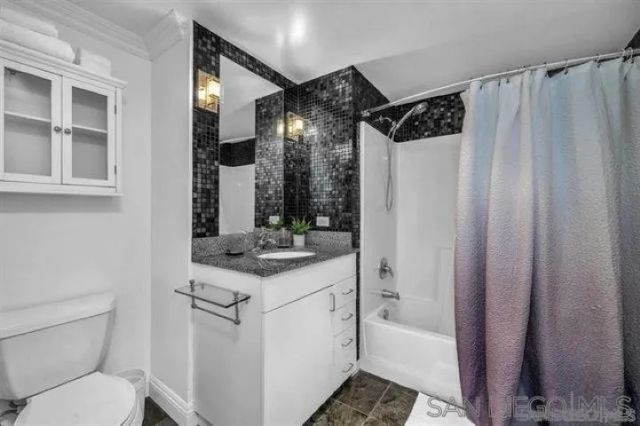 425 W Beech 1354, San Diego, CA 92101