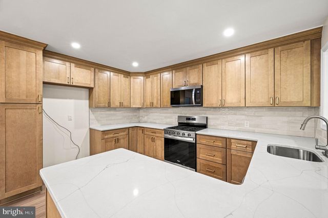 271 S DILLWYN RD, Newark, DE 19711