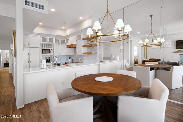 8270 N Hayden Road Unit 2011, Scottsdale, AZ 85258