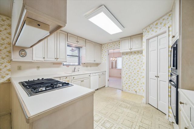 2323 Parana Drive, Houston, TX 77080