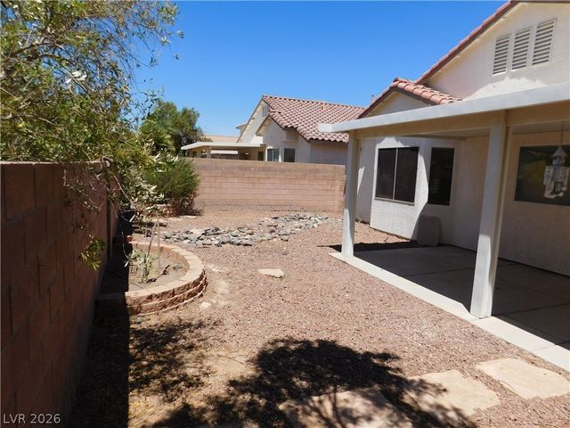 7595 Paso Robles Avenue, Las Vegas, NV 89113