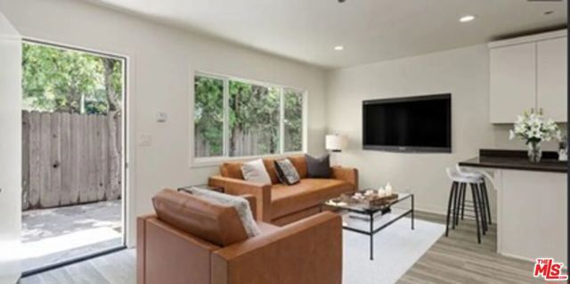 656 Indiana Avenue, Venice (los Angeles), CA 90291