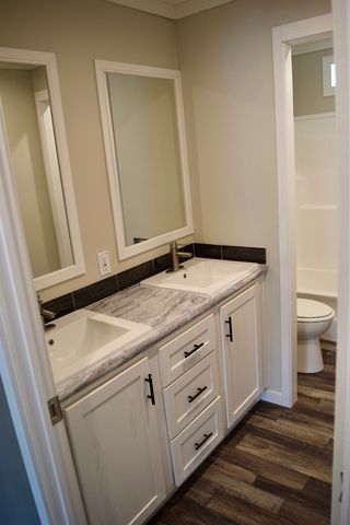 2166 Shrum Cemetery Rd, Westmoreland, TN 37186