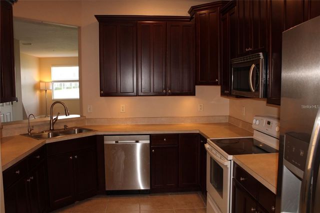 3590 PARKRIDGE CIRCLE 103, Sarasota, FL 34243