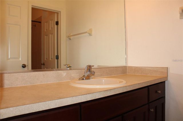 3590 PARKRIDGE CIRCLE 103, Sarasota, FL 34243