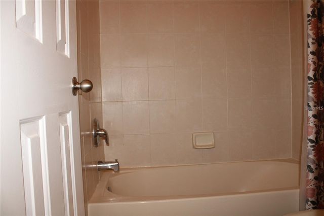 3590 PARKRIDGE CIRCLE 103, Sarasota, FL 34243