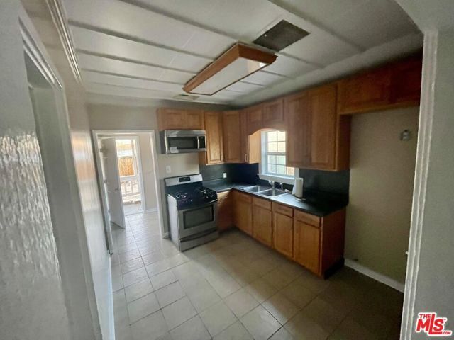 61750 Desert Air Road, Joshua Tree, CA 92252