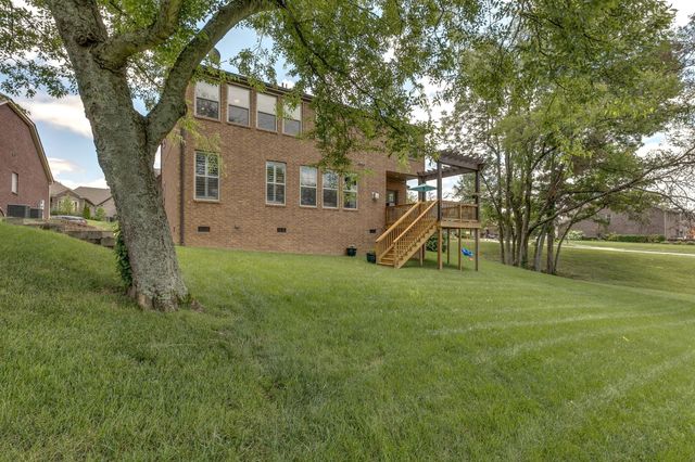 2529 Westerham Way, Thompsons Station, TN 37179
