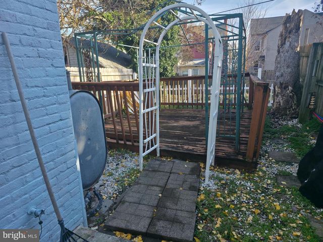 119 N PLUM ST, Lancaster, PA 17602