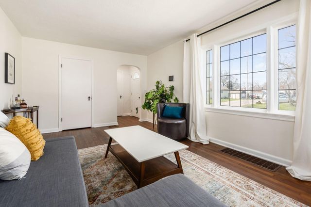 1257 Loretta Avenue, Columbus, OH 43211