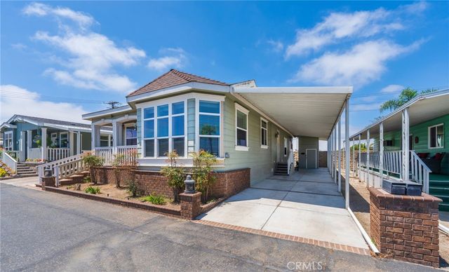 19350 Ward 24, Huntington Beach, CA 92646