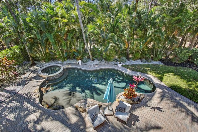 10468 Trianon Place, Wellington, FL 33449