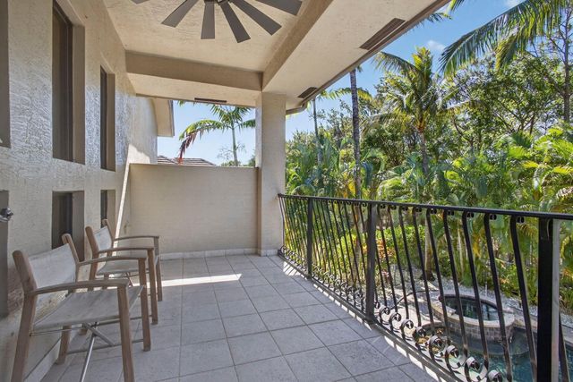 10468 Trianon Place, Wellington, FL 33449