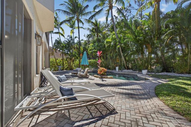 10468 Trianon Place, Wellington, FL 33449