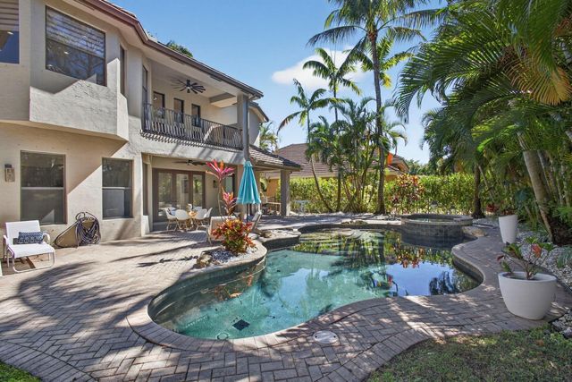 10468 Trianon Place, Wellington, FL 33449