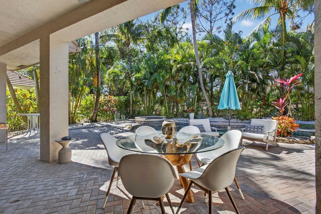 10468 Trianon Place, Wellington, FL 33449